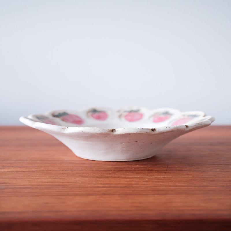 Atsumi Honda Strawberry Small Bowl - AH39