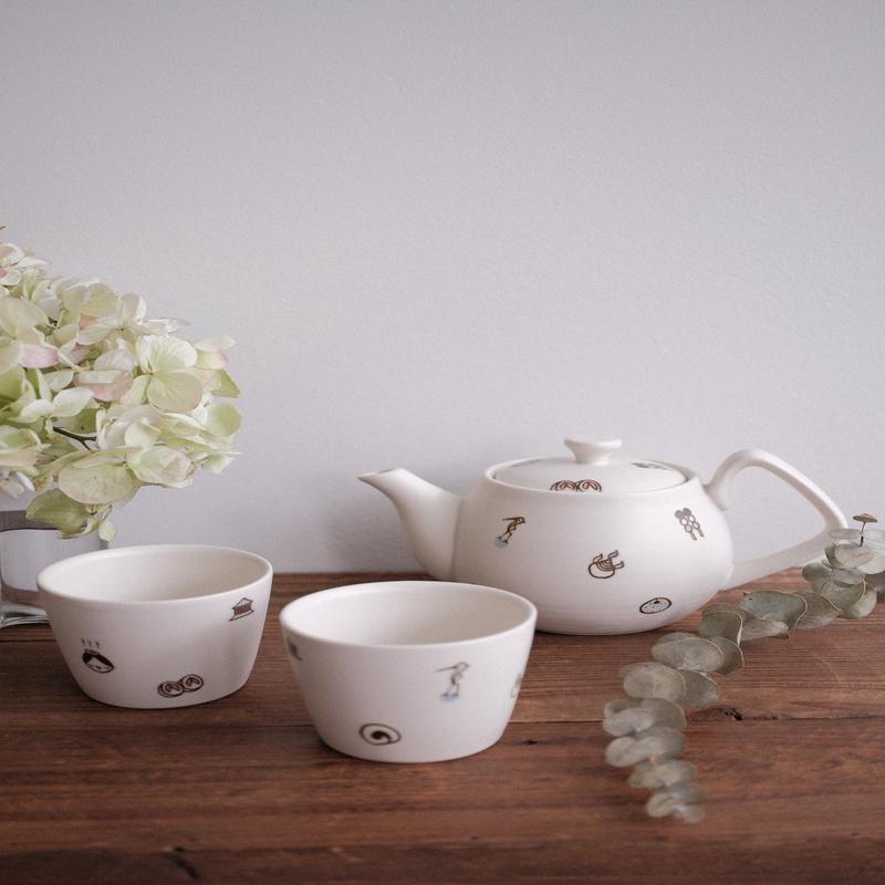Tobe-ware Mochi Collection Teapot & Teacup