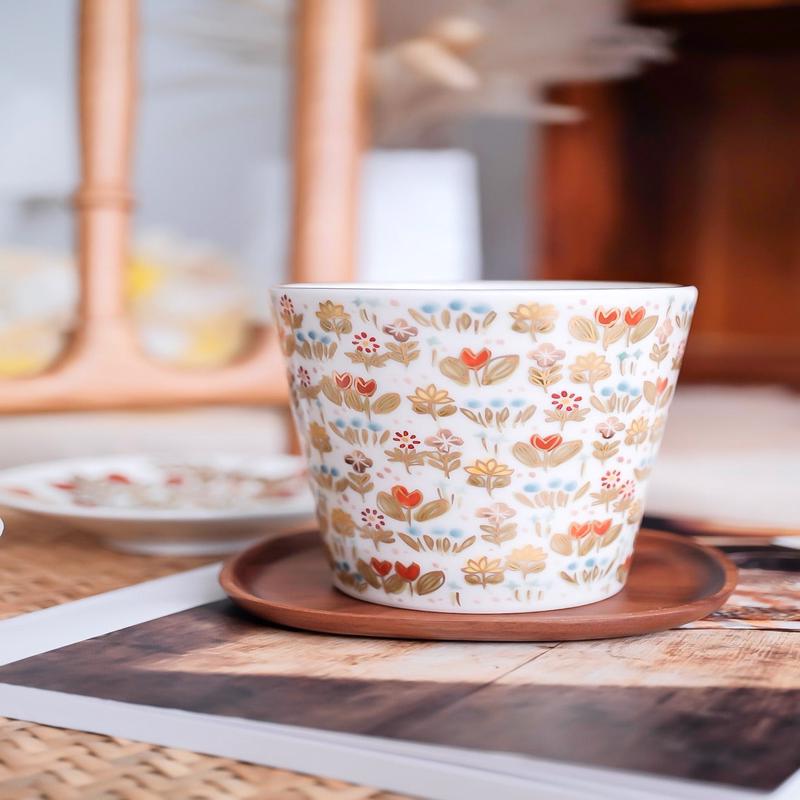 Natsumi Iino Free Cup - Golden Floral NI017