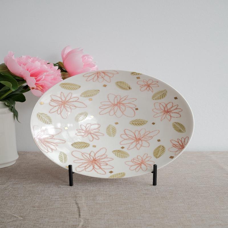 Natsumi Iino Large Plate - Crayon Painting NI015