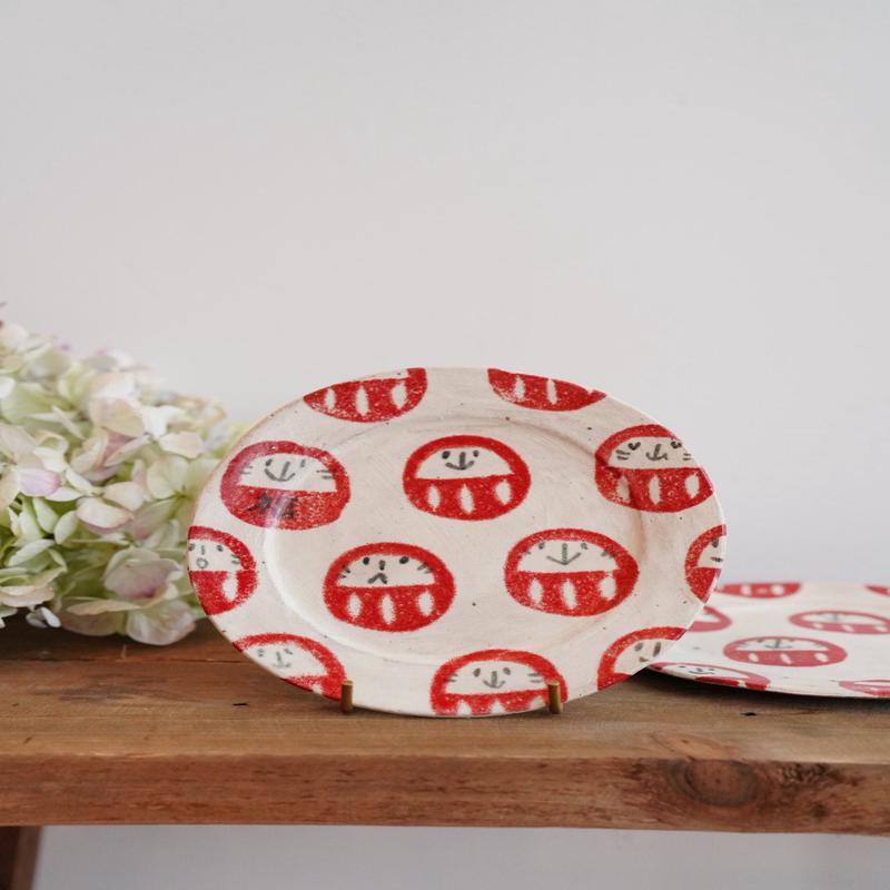 Tomotaro - Daruma Round Plate