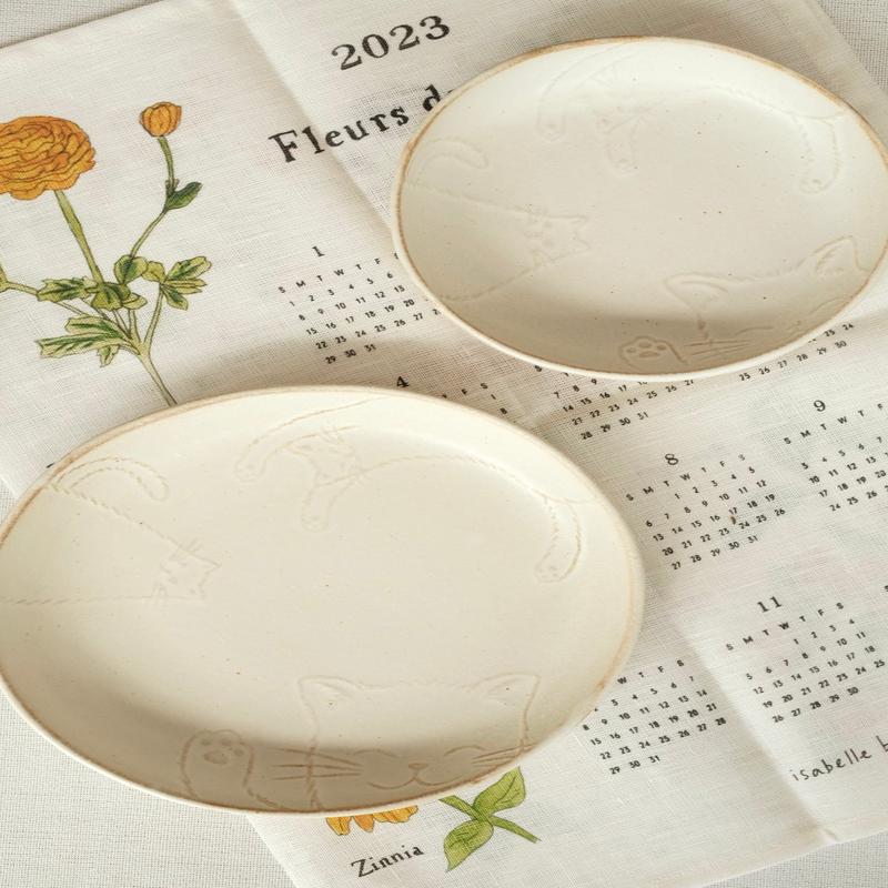 Mashiko Pottery Yoshizawa Lazy Cat Plate