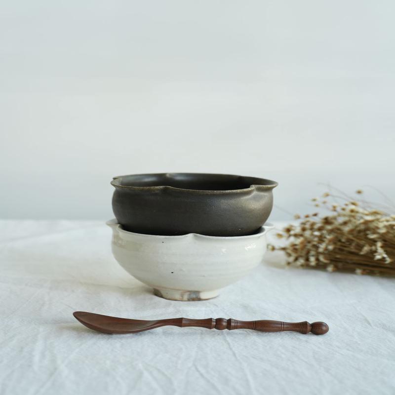 Hirokazu Furutani - Dark Brown Flower Shaped 12cm Bowl HF02