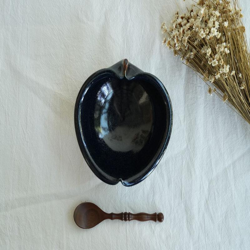 Hirokazu Furutani - Navy Apple Shaped 14cm Bowl HF09