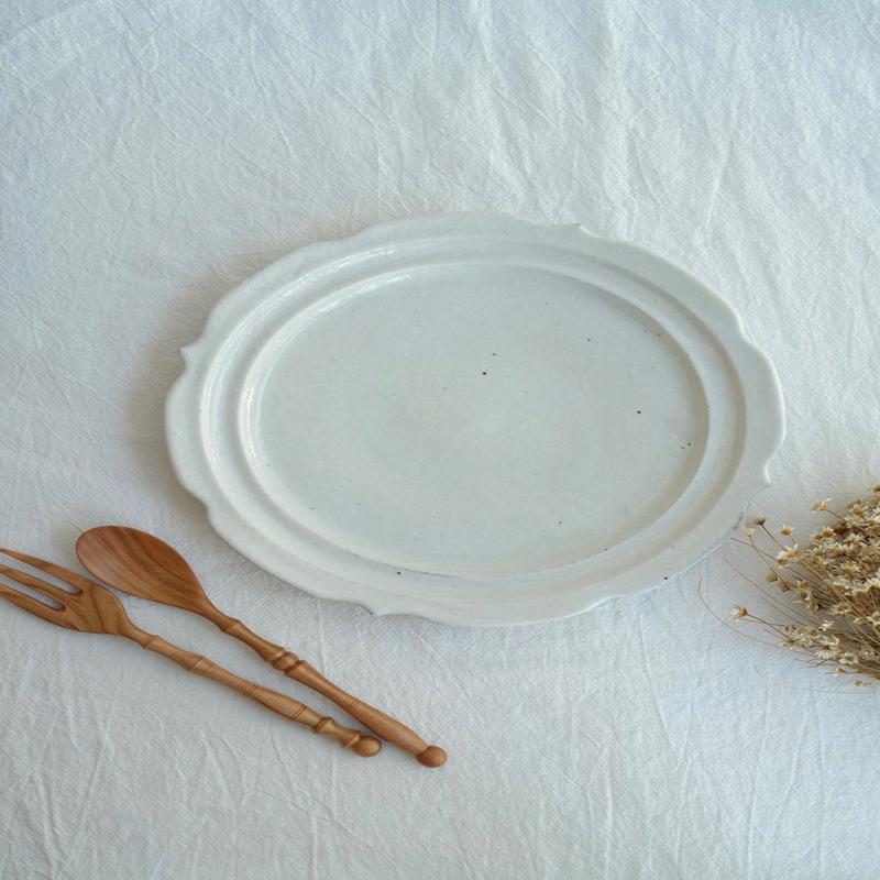 Hirokazu Furutani - White Flower Shaped 24.5cm Plate HF03