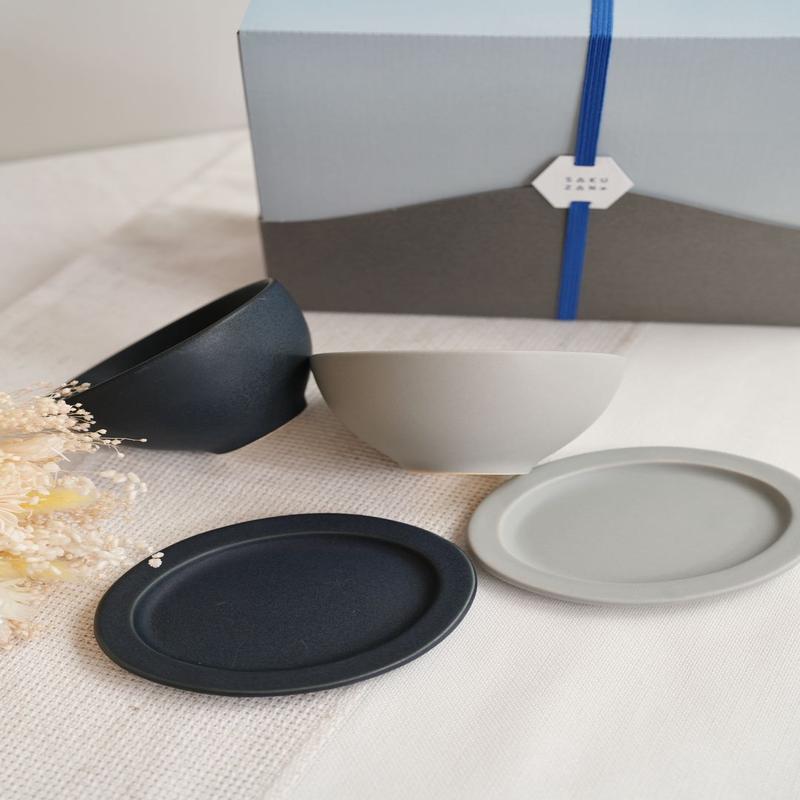 SAKUZAN Sara Gift B Set (2 Rice Bowls & 2 Small Oval Plates) - Navy x Gray