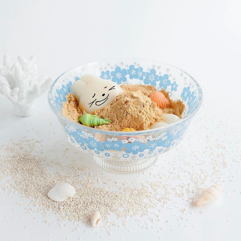 Aderai Glass Retro Pedestal Shallow Dessert Bowl - Blue Flower