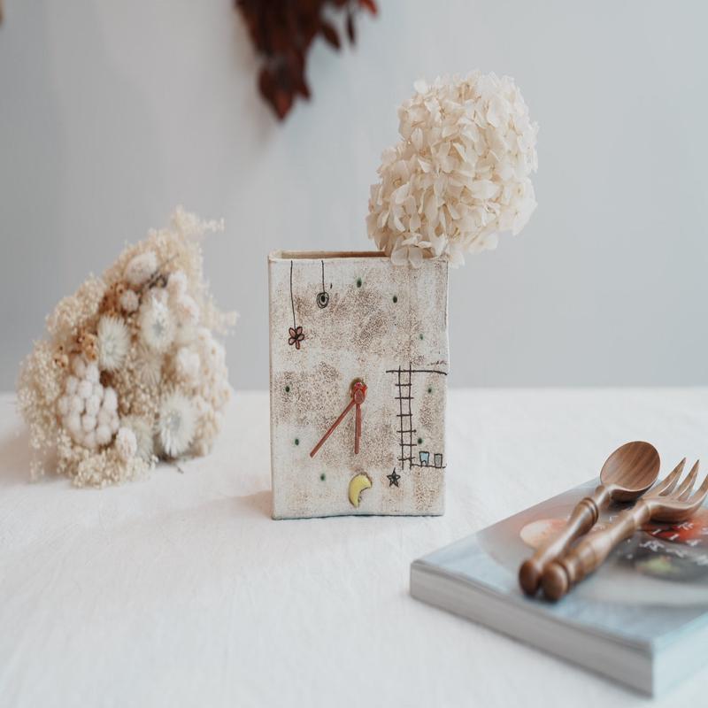 Akemi Suzuki - White Wall Collection Clock AS23