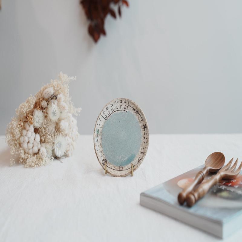 Akemi Suzuki - White Wall Plate - Small AS17