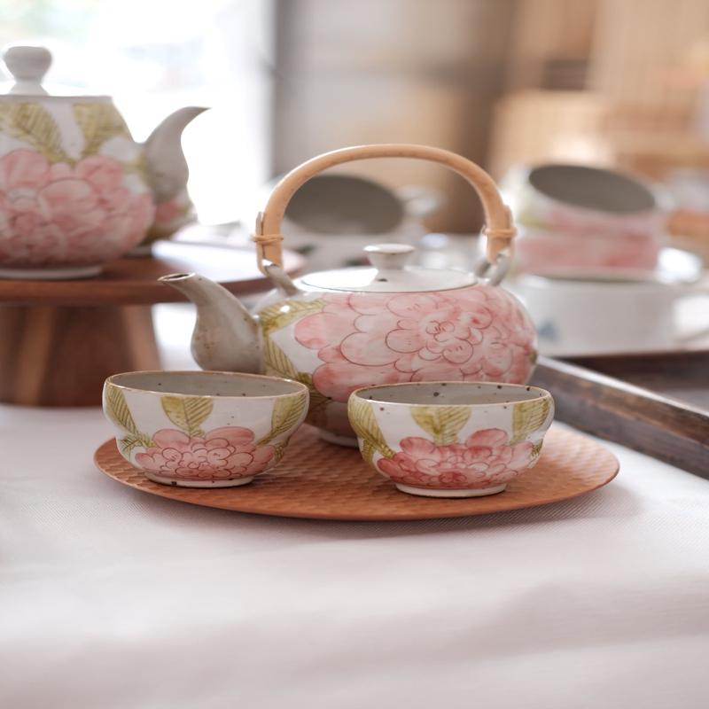 Cool Banana Hand Craft Teapot - Poeny