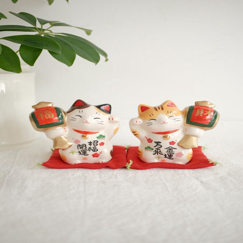 Maneki Neko Lucky Cat Ornament - Fortune Mallet