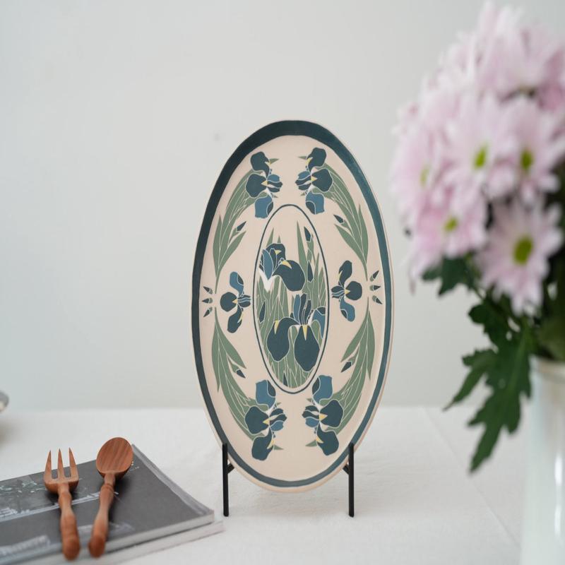 Shirogarasu Studio Blue Iris Oval Plate