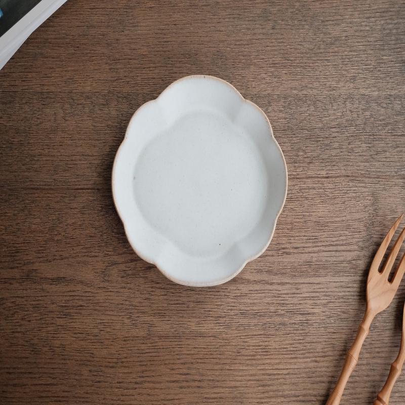 Norio Nakabayashi Small Oval Plate - Light Blue NN05