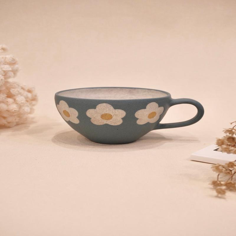 Kei Mitsumochi Flower Mug - Lake Blue KM58