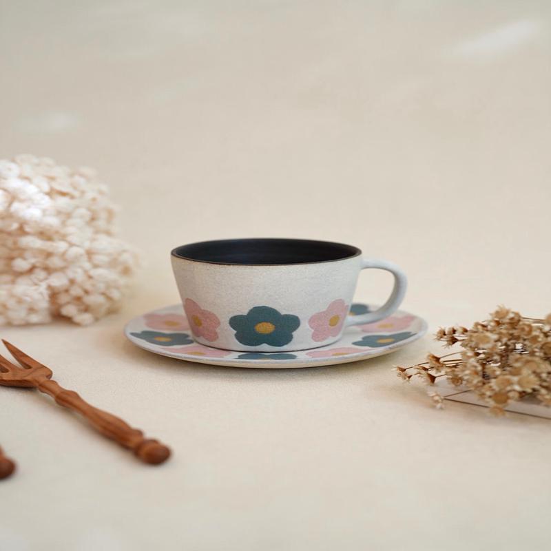 Kei Mitsumochi Pink & Lake Blue Flower Mug and Saucer KM49