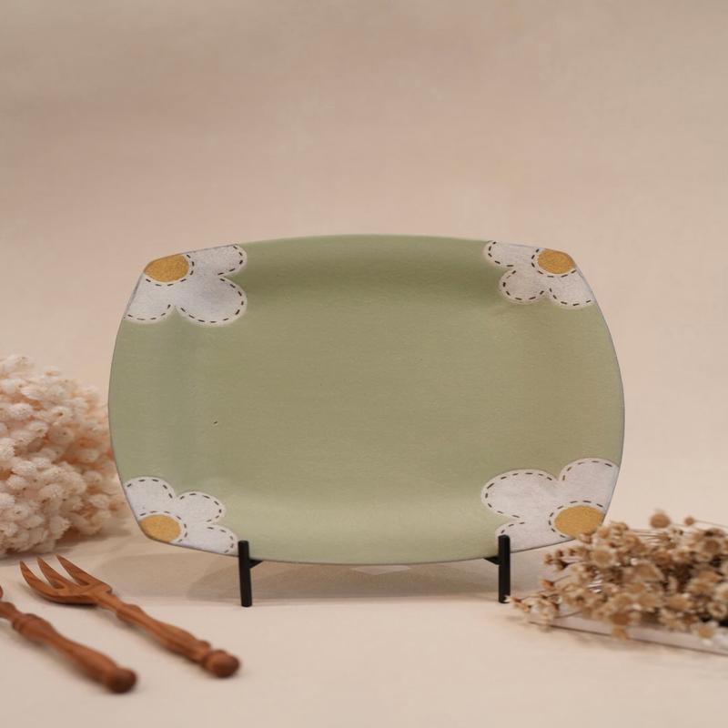 Kei Mitsumochi 24cm Square Plate - Green Flower KM24