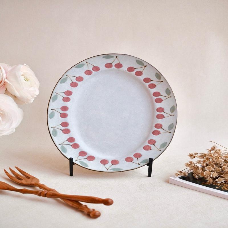 Kei Mitsumochi Oval Plate - Red Cherry KM01