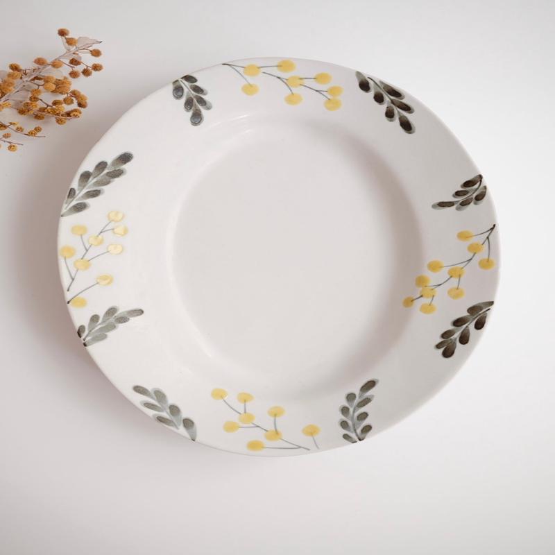 Moe Okazaki Mimosa Oval Plate MO03
