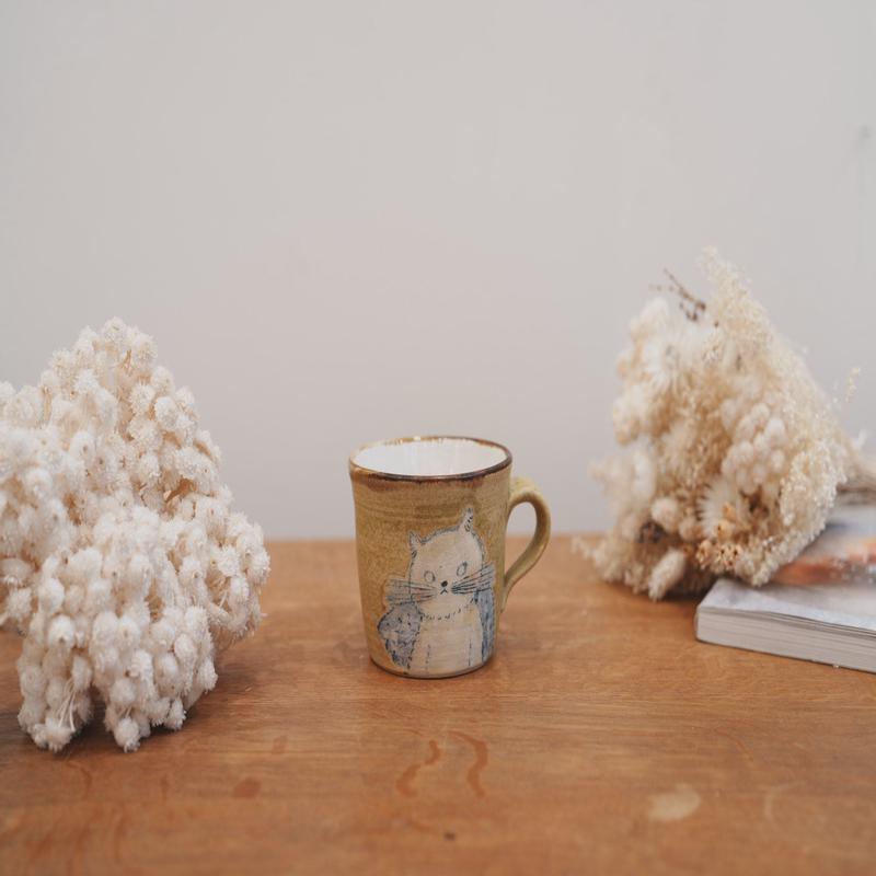 Tomoko Kubo Cat Mug TK07