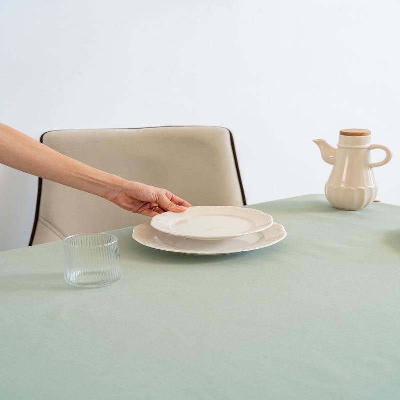 Florita Green Punch Embroidered Worry-Free Stain-Resistant Tablecloth 160X220 Cm