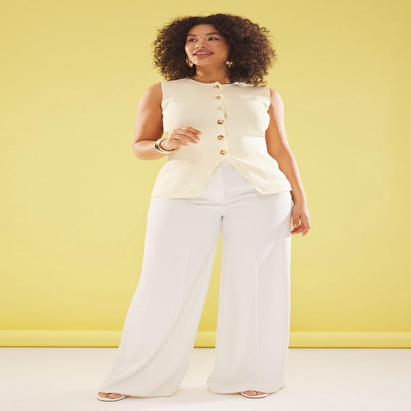 Curve Women's Plain Sleeveless Fitted Plus Size Vest