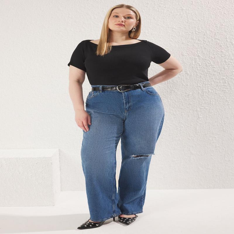 Curve Women's Plain Short Fitted Plus Size Blouse