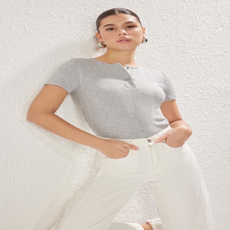 Women's Gray Plain Short Regular Blouse