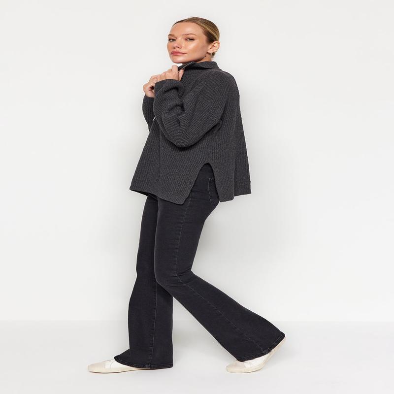 Women's Gray Straight Long Sleeve Oversize SWEATER