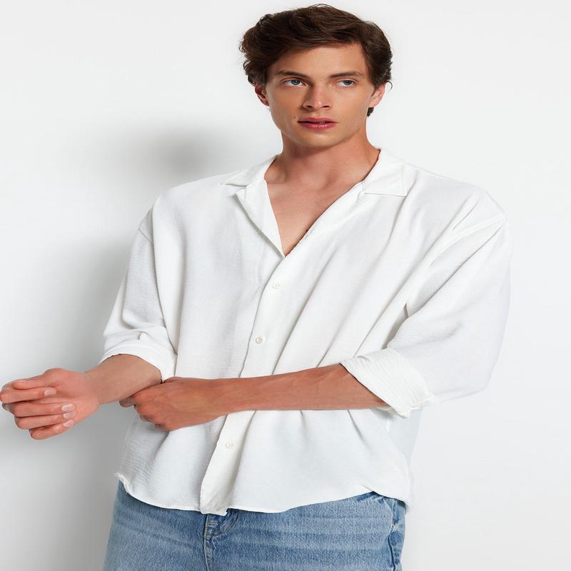 Man Men's Plain Long Sleeve Oversize Shirt