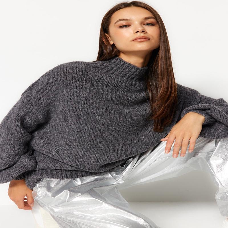 Women's Gray Plain Long sleeve Regular fit Sweater