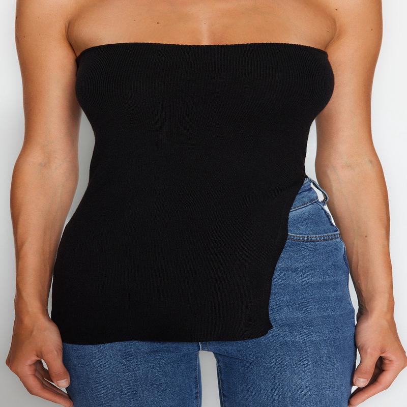 Women's Plain Sleeveless Slim Fit Blouse