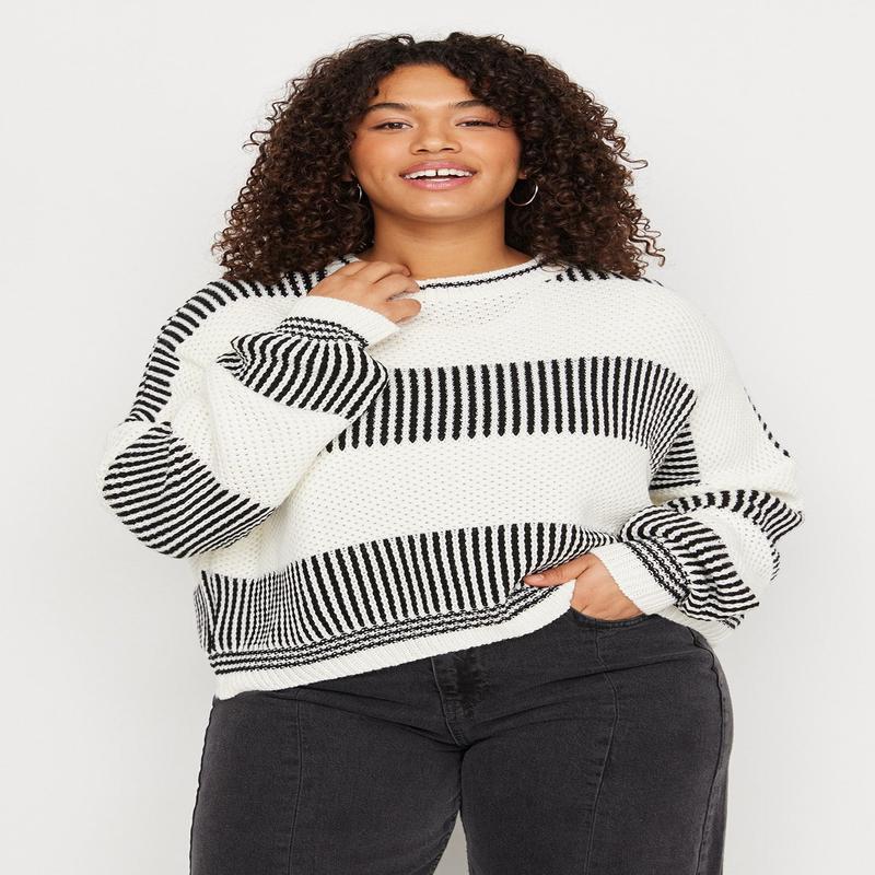 Curve Women's Ecru Striped Long Sleeve Relaxed Fit Plus Size Sweater