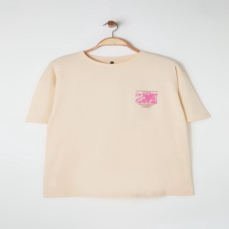 Curve Women's Beige BackPrint Short Oversize Plus Size T-Shirt