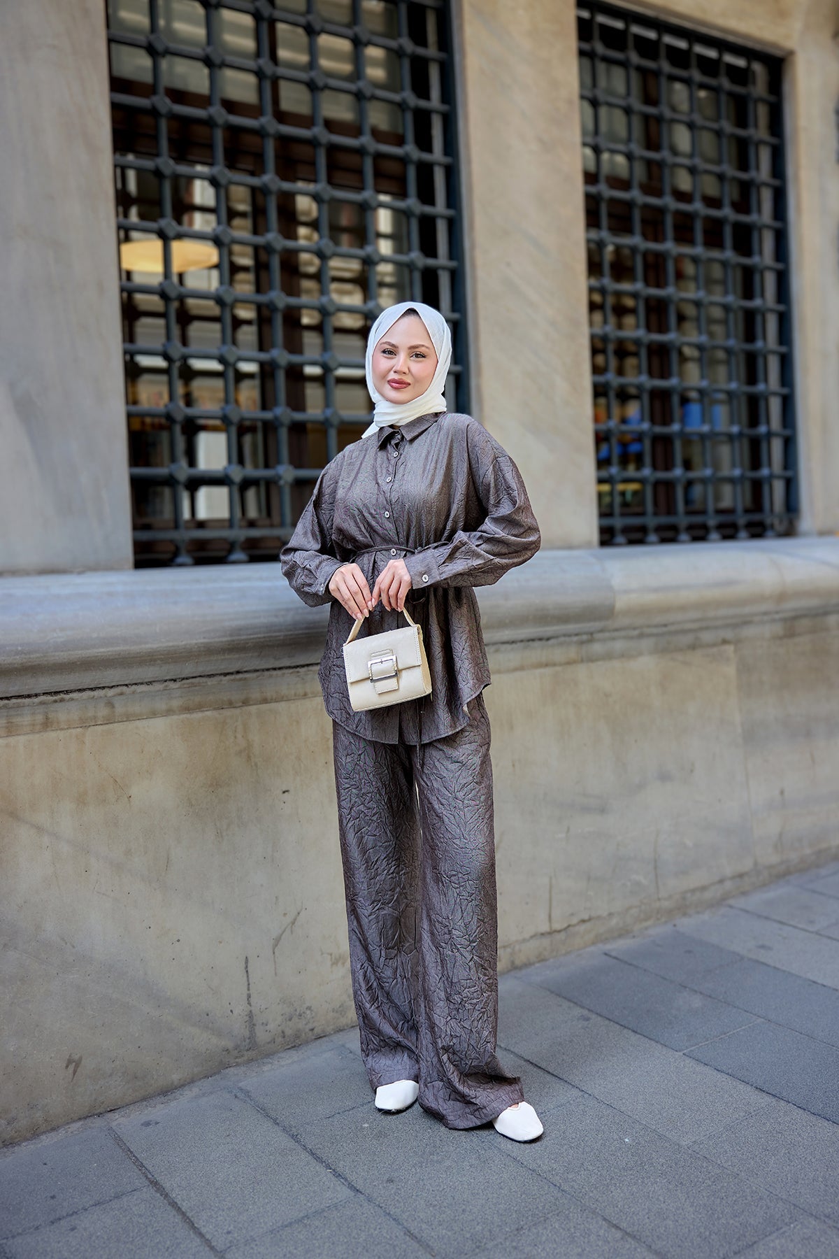 Wrinkled Fabric Suit Brown