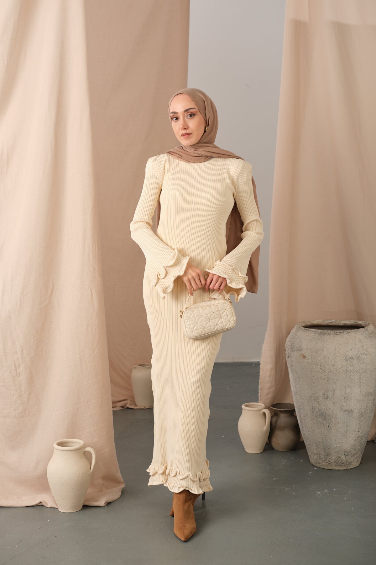 Ruffle Detail Dress Cream