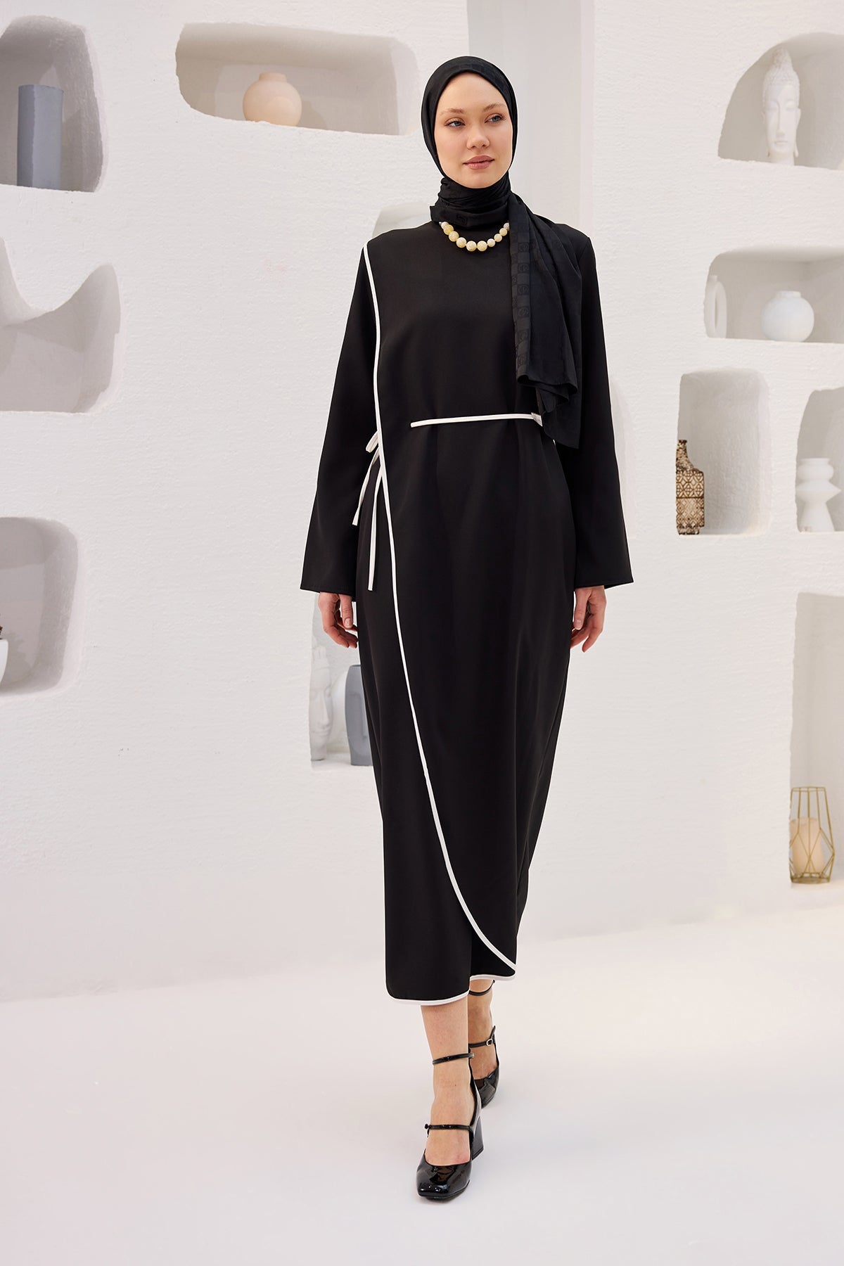 Black Scuba Dress With Piping And Self-Tie