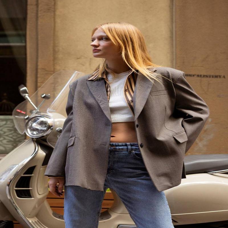 Women's Flat Long Oversize Blazer Jacket